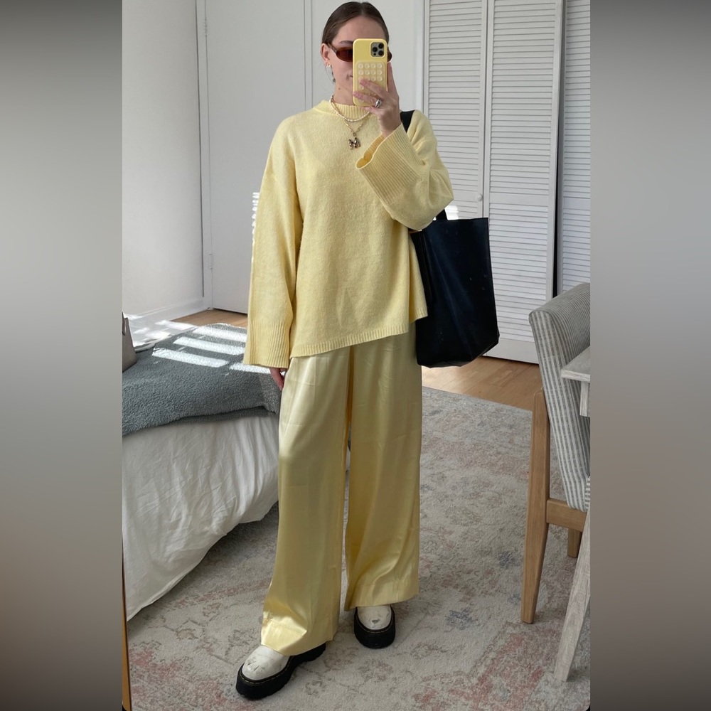 DAILY DRILLS SILKY RESORT PANTS IN BUTTER
